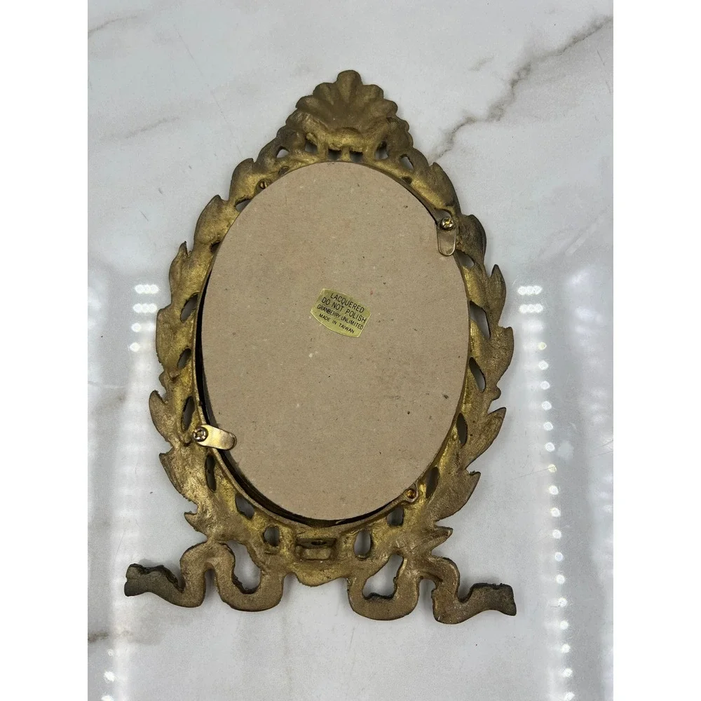 Vintage Cranberry Unlimited Brass Oval Picture Frame Ornate Ribbon Laurel 8.5in